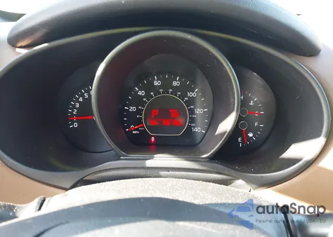 2016 Kia Soul + z USA, uszkodzony, nr VIN KNDJP3A5XG7271757